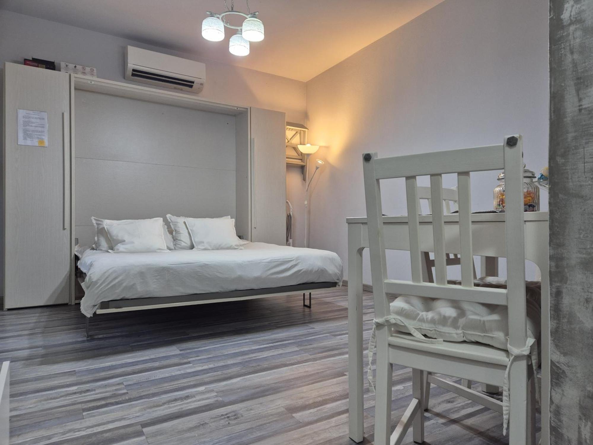 Azur Apartment Сирмионе Екстериор снимка